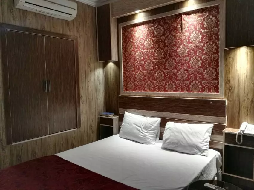 هتل پانیذ کیش